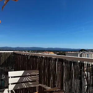 https://vacances-arbanaises-appartements-giens.fr-provencehotel.com