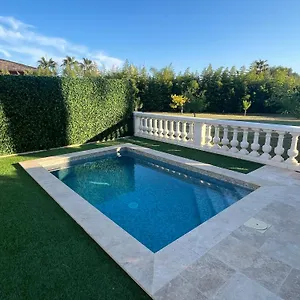 https://les-villas-du-parc.fr-provencehotel.com